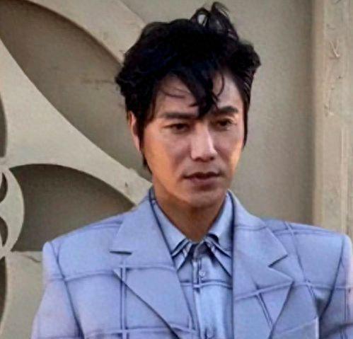 文娱圈1天爆博乐体育出4个大瓜：雷佳音、闫妮、李晨、伊能静、陈坤…(图29)