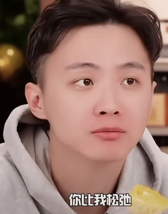 博乐体育：微博热搜事故激发的反思：汇集讲吐与社会合怀的交错。(图12)