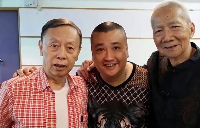 博乐体育：微博热搜事故激发的反思：汇集讲吐与社会合怀的交错。(图25)