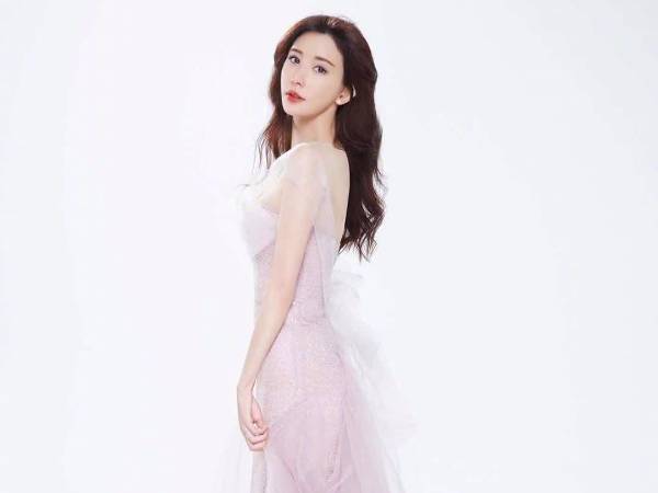 博乐体育：妈妈花了130万助女儿当网红腐化告状讨回80万：“对方称有文娱圈人脉”