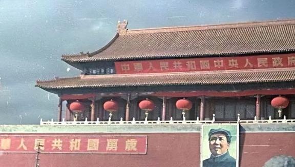 博乐体育：修邦大典前周总理途经看到毛朝气道：急促换掉(图6)