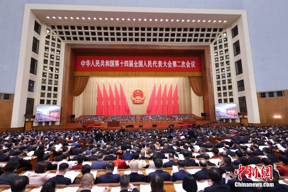 博乐体育：两会声响 邦际社会高度评议中邦式摩登化 守候搭乘中邦发扬速车(图4)