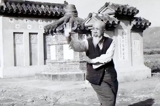 博乐体育：1941年和大内妙手宫宝田研商身手一石子就打掉对方帽子(图7)