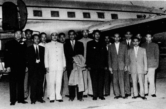博乐体育：71年阎仲川赴越南观察回邦后登时被带走周总理叮嘱：好好显露(图1)