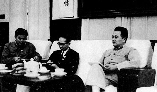 博乐体育：71年阎仲川赴越南观察回邦后登时被带走周总理叮嘱：好好显露(图5)