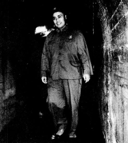 博乐体育：71年阎仲川赴越南观察回邦后登时被带走周总理叮嘱：好好显露(图6)