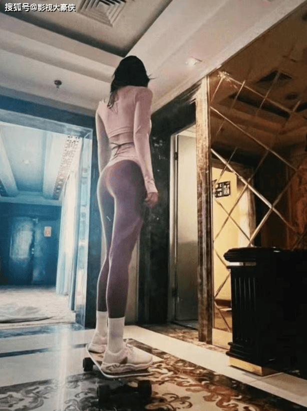 博乐体育：文娱圈的那些“腿精”美女个个都是公共的梦中情腿！(图21)